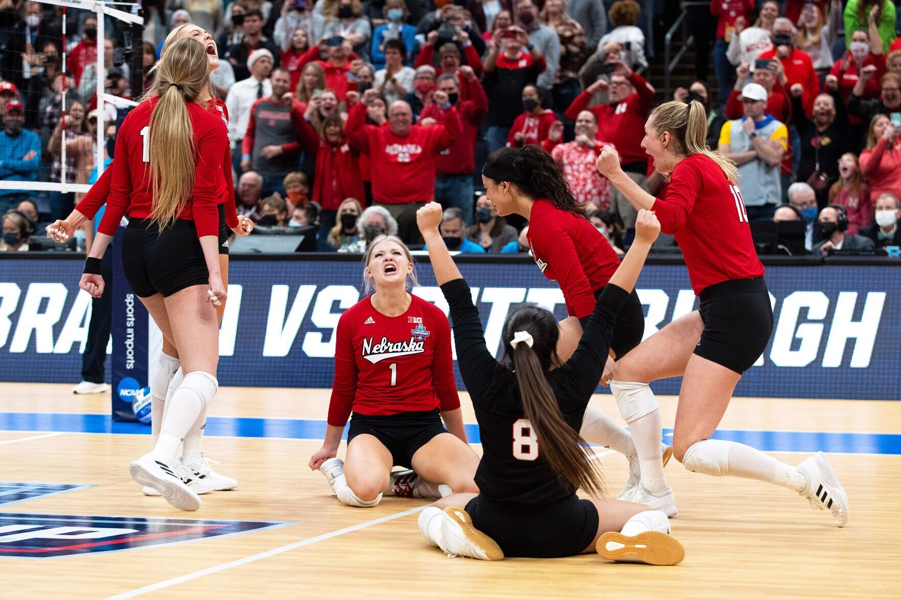 121721-owh-spo-nuvolley-em23.jpg